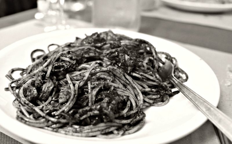 spaghetti al nero di seppia